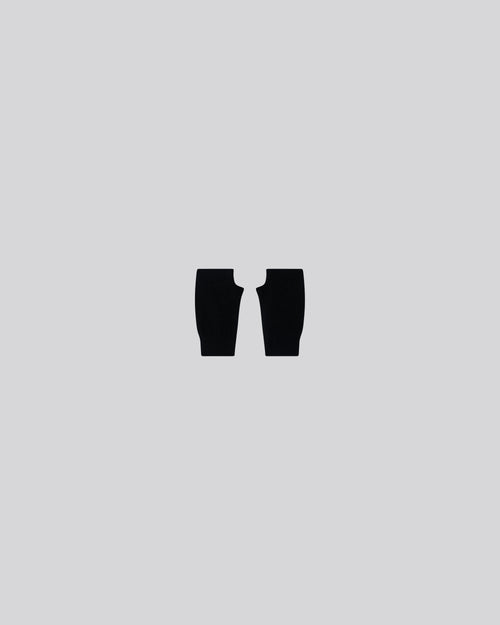 Black Mittens in Raccon wool / Polyamide - MAJESTIC FILATURES