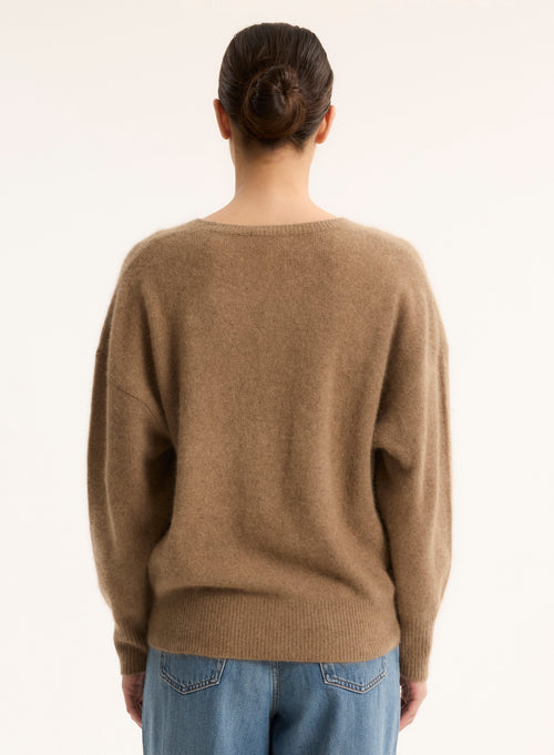 Pull Beige Col V Manches Longues en Raccoon / Polyamide - MAJESTIC FILATURES