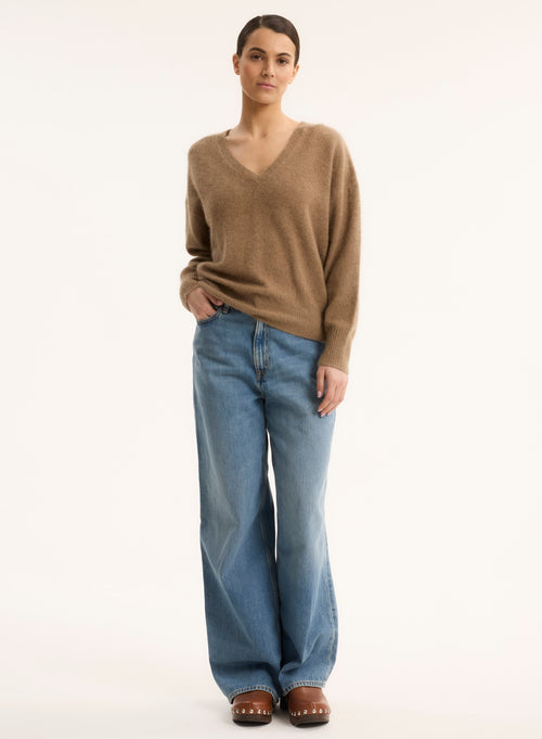 Pull Beige Col V Manches Longues en Raccoon / Polyamide - MAJESTIC FILATURES