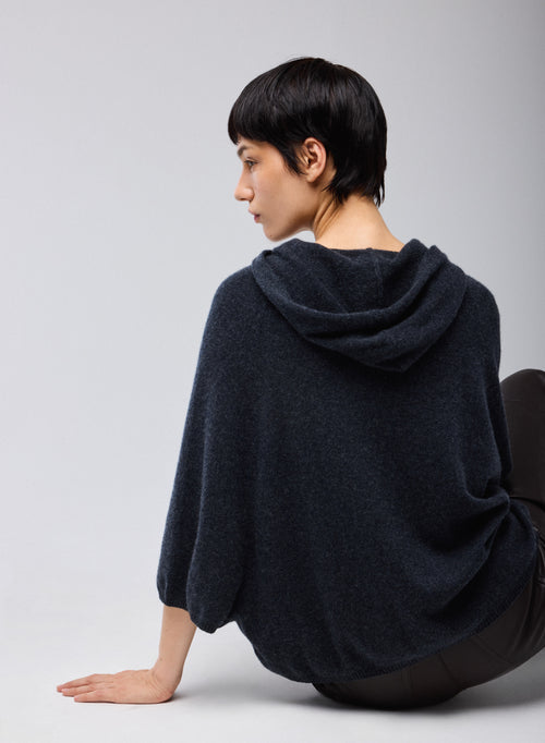 Grauer Kapuzenpullover mit langen Ärmeln aus Kaschmir - MAJESTIC FILATURES