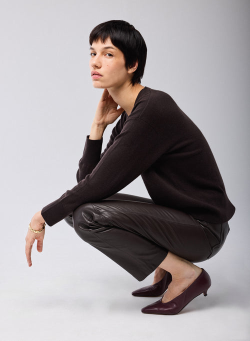 Brown V-Neck Long Sleeve Sweater in Cashmere - MAJESTIC FILATURES