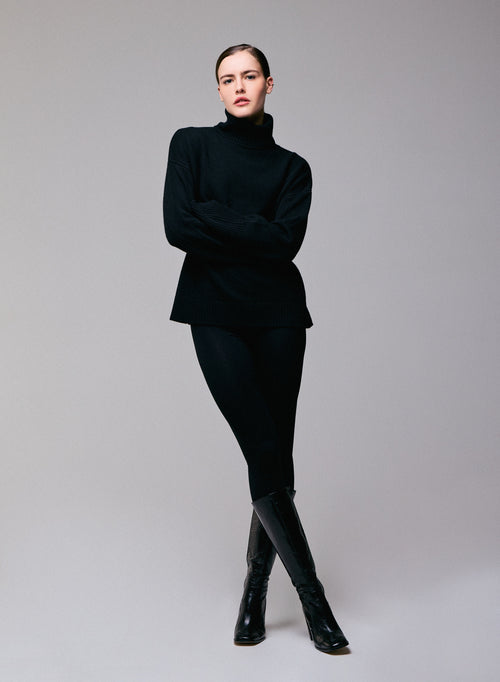 Black Long Sleeve Turtleneck Sweater in Merino Wool - MAJESTIC FILATURES