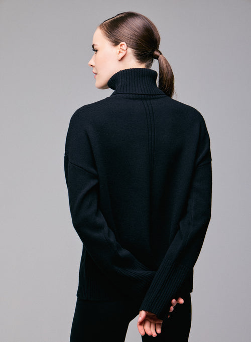 Black Long Sleeve Turtleneck Sweater in Merino Wool - MAJESTIC FILATURES