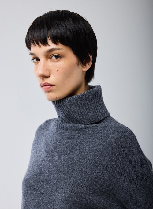 Grauer Rollkragenpullover mit langen Ärmeln aus Merinowolle - MAJESTIC FILATURES