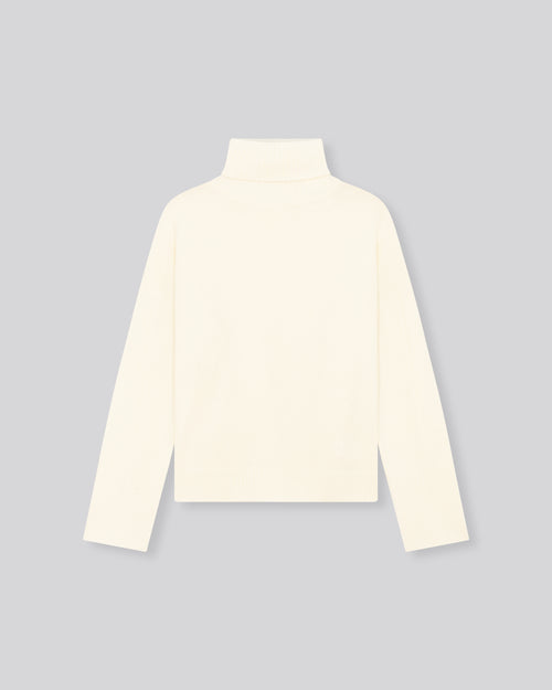 White Turtleneck Long Sleeve Sweater in Merino Wool - MAJESTIC FILATURES