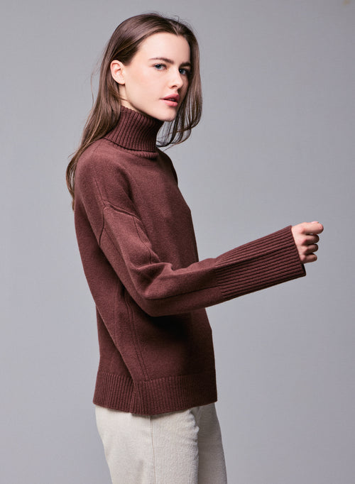 Brown Long Sleeve Turtleneck Sweater in Merino Wool - MAJESTIC FILATURES