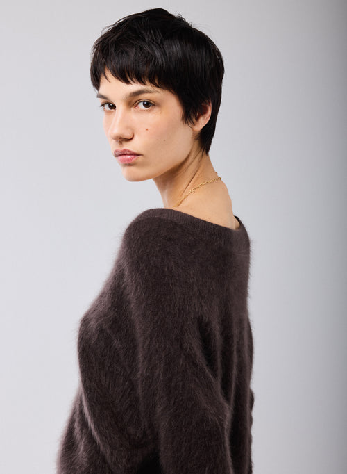 Brown V-Neck Long Sleeve Sweater in Wool / Cashmere - MAJESTIC FILATURES