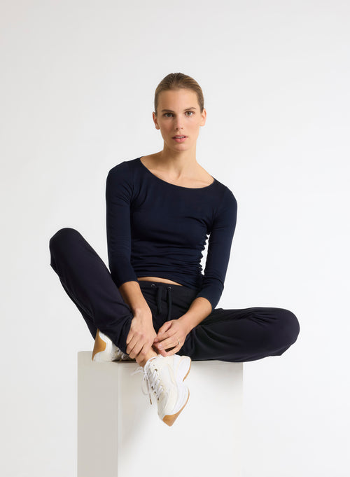 Adèle Vicose / Elastane Boat Neck T-shirt - MAJESTIC FILATURES