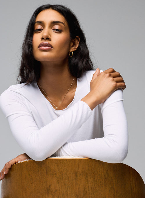 Second Skin White Long Sleeve Round Neck T-Shirt in Viscose and Elastane - MAJESTIC FILATURES