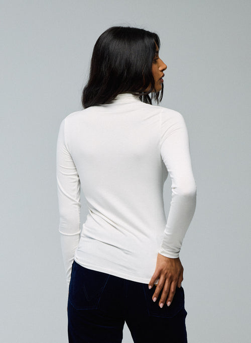 White Turtleneck Long Sleeve T-shirt in Viscose / Elastane - MAJESTIC FILATURES