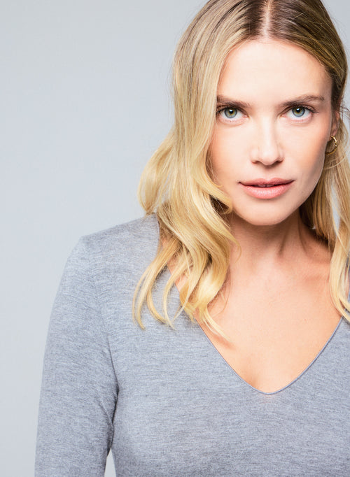Grey V-neck Long Sleeve T-shirt in Viscose / Elastane - MAJESTIC FILATURES