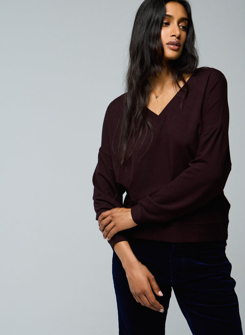 Aubergine V-neck sweatshirt with long sleeves in viscose / elastane - MAJESTIC FILATURES