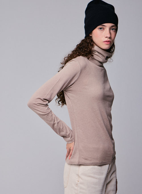 T-shirt Beige Col Roulé Manches Longues en Coton Organique et Cachemire - MAJESTIC FILATURES
