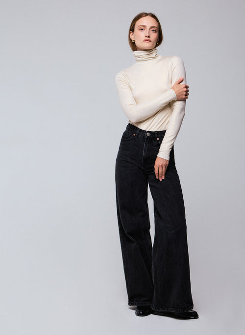 T-shirt Blanc Col Roulé Manches Longues en Viscose et Elasthanne - MAJESTIC FILATURES