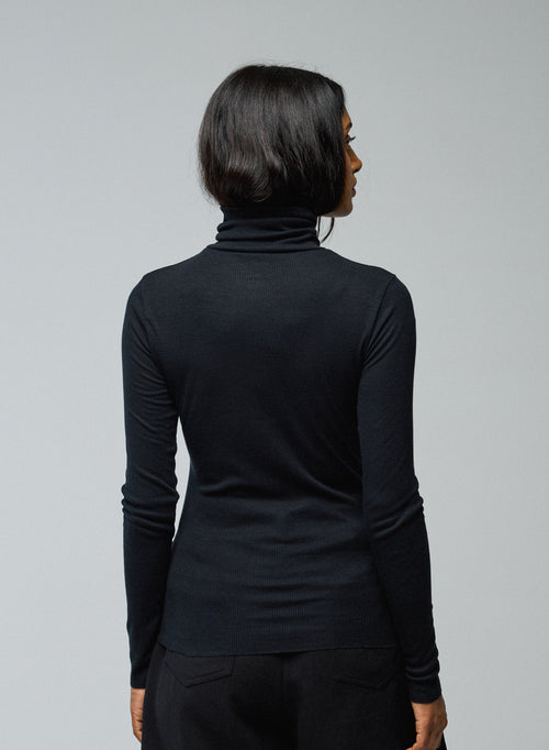 Camiseta negra de manga larga con cuello alto en Lyocel / Tencel / Algodón - MAJESTIC FILATURES