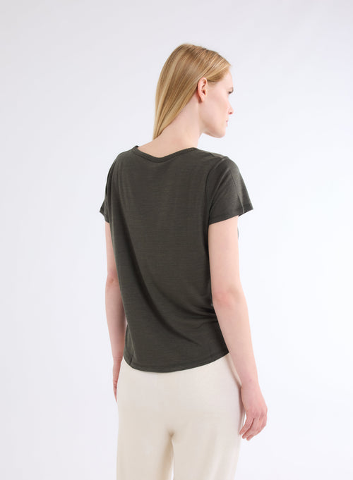 Camiseta Caqui Cuello Redondo Manga Corta en Lana y Lyocell - MAJESTIC FILATURES