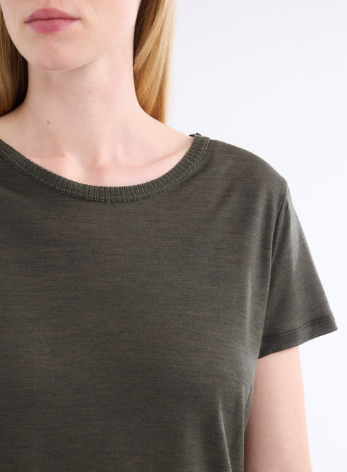 Camiseta Caqui Cuello Redondo Manga Corta en Lana y Lyocell - MAJESTIC FILATURES