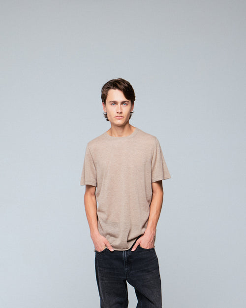 Camiseta de cachemir de manga corta con cuello redondo beige - MAJESTIC FILATURES