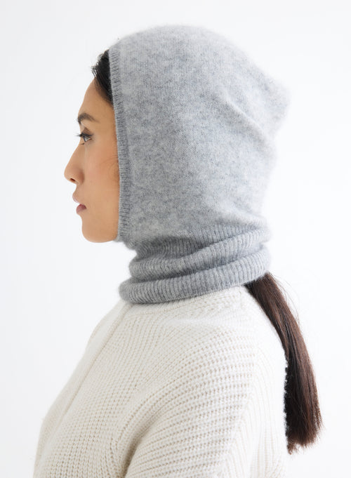 Grey Ribbed Hood in Raccoon - MAJESTIC FILATURES