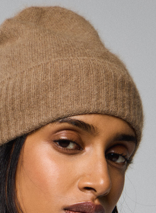 Gorro beige de lana Raccon / Poliamida - MAJESTIC FILATURES