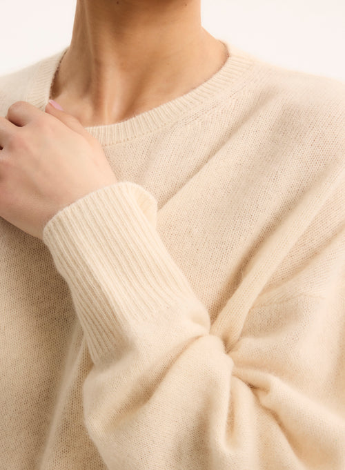 White Long Sleeve Crew Neck Sweater - MAJESTIC FILATURES