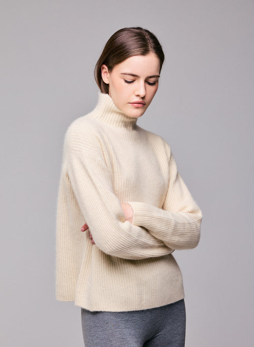 Weißer Rollkragenpullover mit langen Ärmeln aus Wolle / Fuchs / Polyamid - MAJESTIC FILATURES