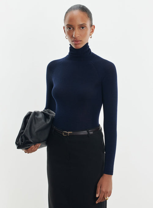 Sweater in merino wool and silk - MAJESTIC FILATURES