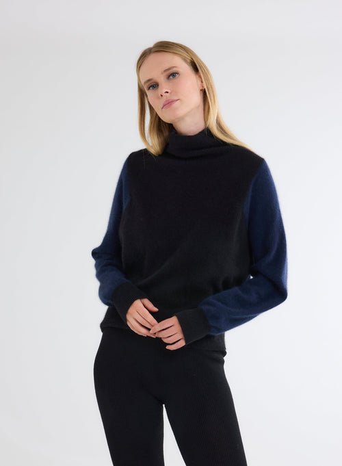 Black/navy turtleneck long sleeve sweater - MAJESTIC FILATURES