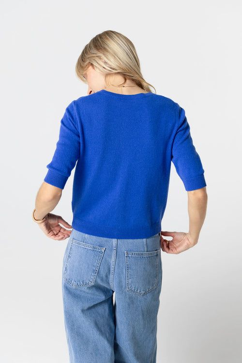 Strickjacke mit Rundhalsausschnitt und Ellbogen aus Kaschmir in Blau - MAJESTIC FILATURES