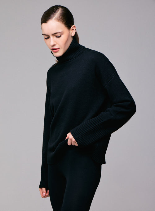 Black Long Sleeve Turtleneck Sweater in Merino Wool - MAJESTIC FILATURES