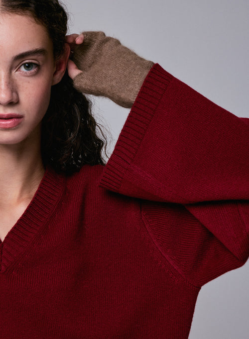 Roter langärmeliger Pullover mit V-Ausschnitt aus Merinowolle - MAJESTIC FILATURES
