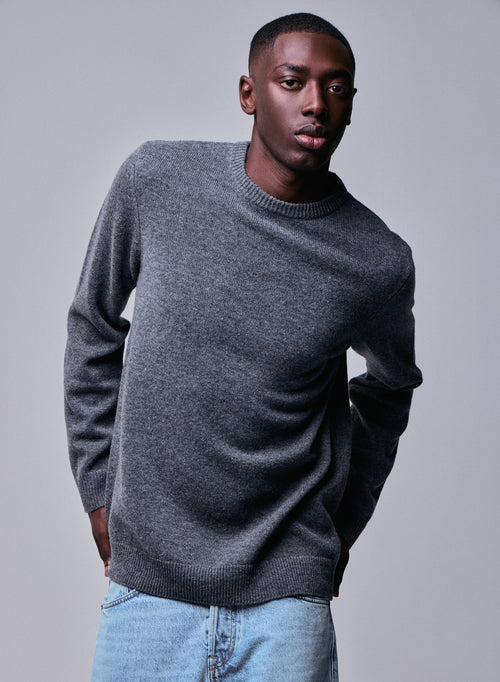 Grauer langärmeliger Pullover aus Merinowolle mit Rundhalsausschnitt - MAJESTIC FILATURES