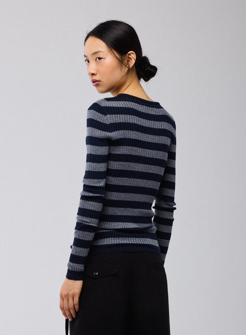 Navy Crew Neck Long Sleeve Sweater in Merino Wool - MAJESTIC FILATURES