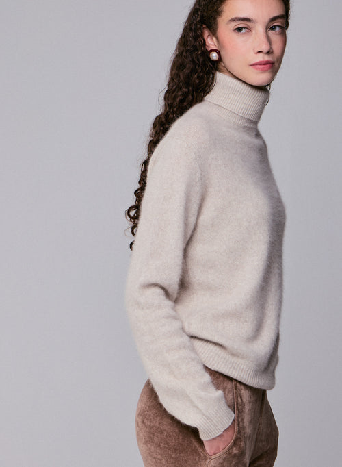 Suéter de cuello alto beige de manga larga en lana / zorro / poliamida - MAJESTIC FILATURES