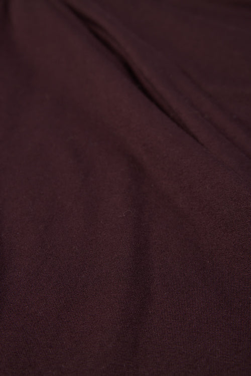 Auberginenfarbenes Langarmkleid mit U-Boot-Ausschnitt aus Viskose und Elasthan - MAJESTIC FILATURES