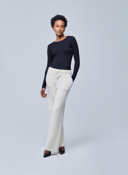 T-shirt Noir Col Rond Manches Longues en Viscose / Élasthanne - MAJESTIC FILATURES