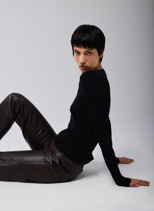 Black T shirt V Neck Long Sleeves Viscose Elastane   - MAJESTIC FILATURES