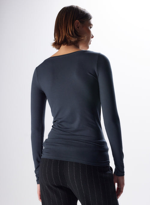 "Viscose / Elastane Boatneck Long Sleeve T-Shirt" - MAJESTIC FILATURES