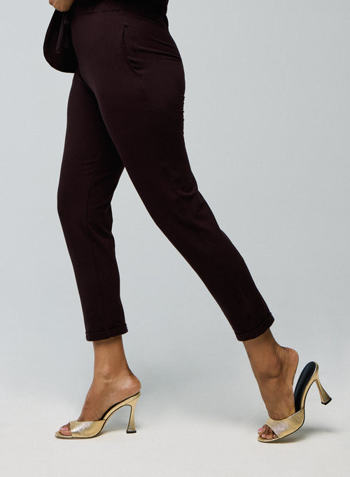 Aubergine Viskose / Elasthan Hose - MAJESTIC FILATURES