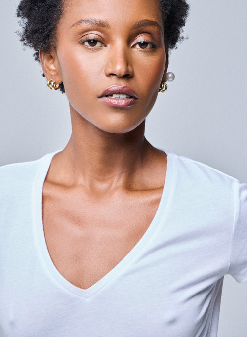 "Camiseta Julia cuello V manga corta de Algodón Deluxe" - MAJESTIC FILATURES