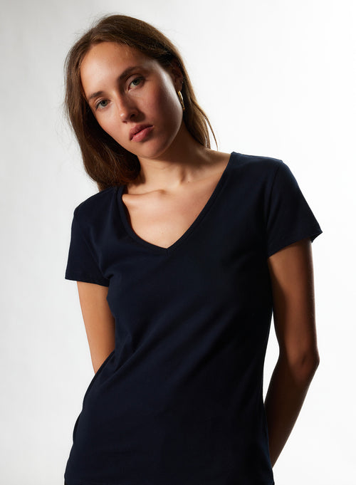 "Julia Deluxe Cotton short sleeve V-neck t-Shirt" - MAJESTIC FILATURES