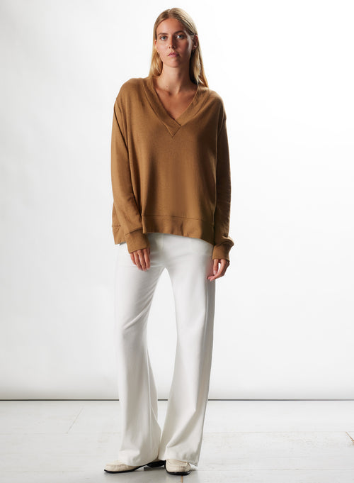 Sweaters Camel Col V Manches Longues en Coton et Cachemire - MAJESTIC FILATURES