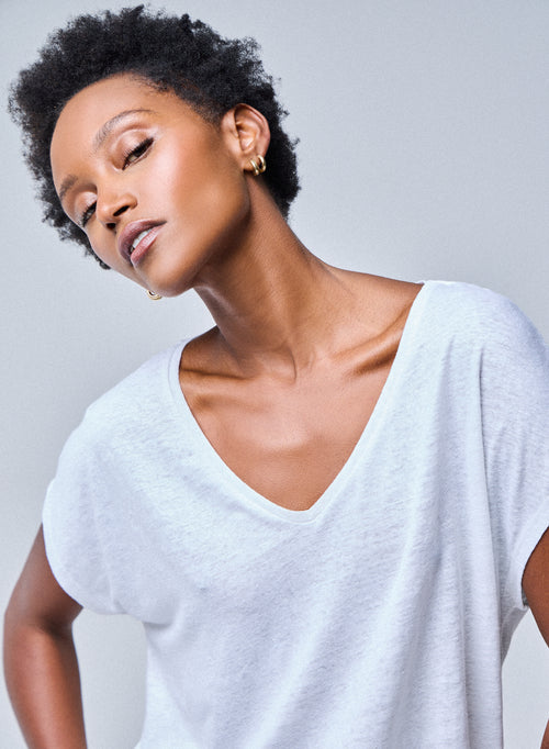 White V-Neck Short Sleeve Linen T-Shirt - MAJESTIC FILATURES
