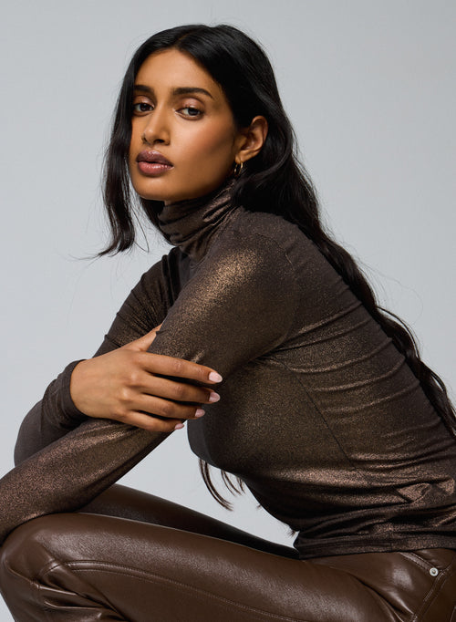 Brown Turtleneck Long Sleeves T-Shirt in Viscose and Elastane - MAJESTIC FILATURES