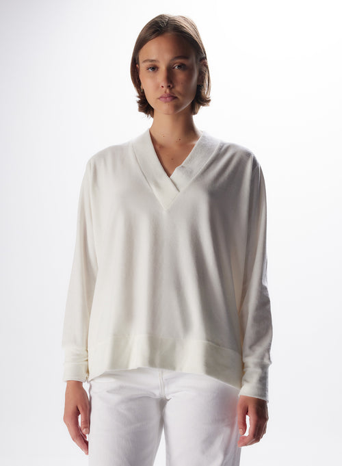 "Cotton / Modal V-neck Velvet Sweatshirt" - MAJESTIC FILATURES