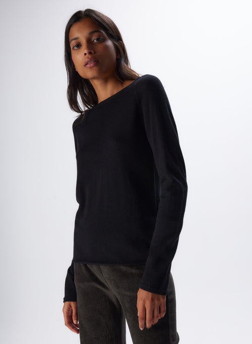 "Long Sleeve Cashmere Boatneck T-Shirt" - MAJESTIC FILATURES