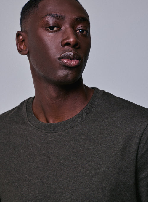 Camiseta verde de manga corta con cuello redondo en algodón orgánico - MAJESTIC FILATURES