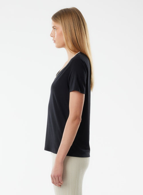 Black Short Sleeve V-Neck T-Shirt in Lyocell, Tencel / Organic Cotton - MAJESTIC FILATURES