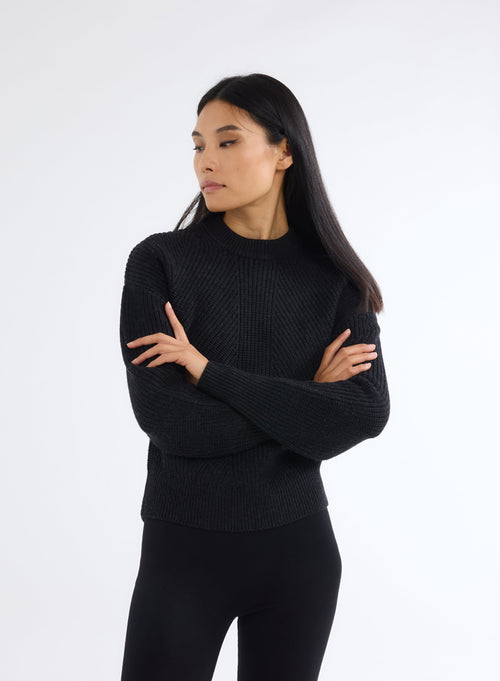 Black Round Neck Long Sleeve Sweater - MAJESTIC FILATURES