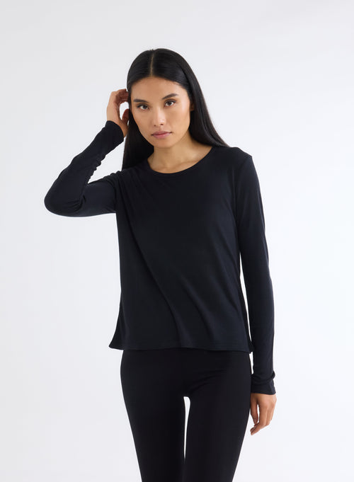 Black Boat Neck Long Sleeve T-shirt in Micro Modal and Cashmere - MAJESTIC FILATURES